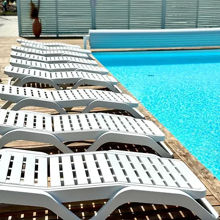 Destino Wakacyjne Domki-dwa Podgrzewane Baseny-drink Bar