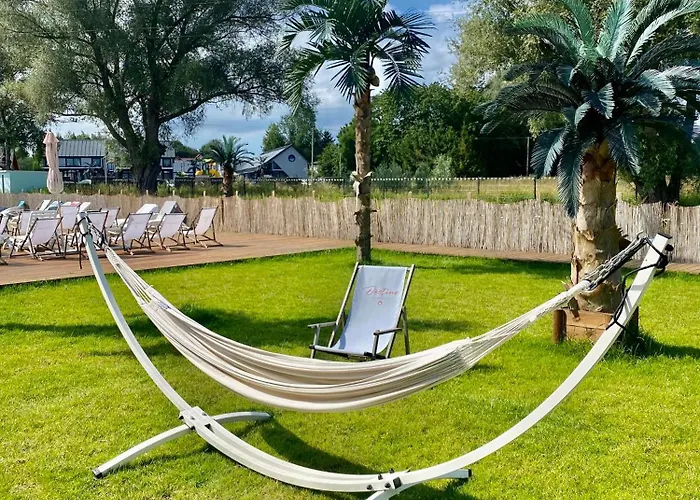 Destino Wakacyjne Domki-dwa Podgrzewane Baseny-drink Bar