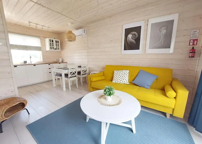 Destino Wakacyjne Domki-dwa Podgrzewane Baseny-drink Bar